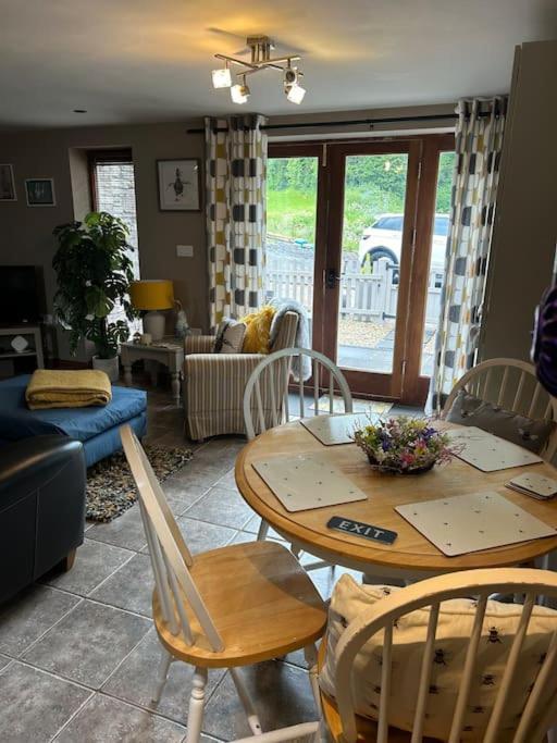 Ferienwohnung Syn Y Nant Llangorse Exterior foto